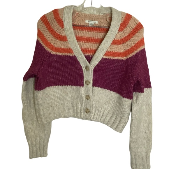 American Eagle Women's V-neck Button Up Cropped Knit Sweater. Sz S - Picture 1 of 16